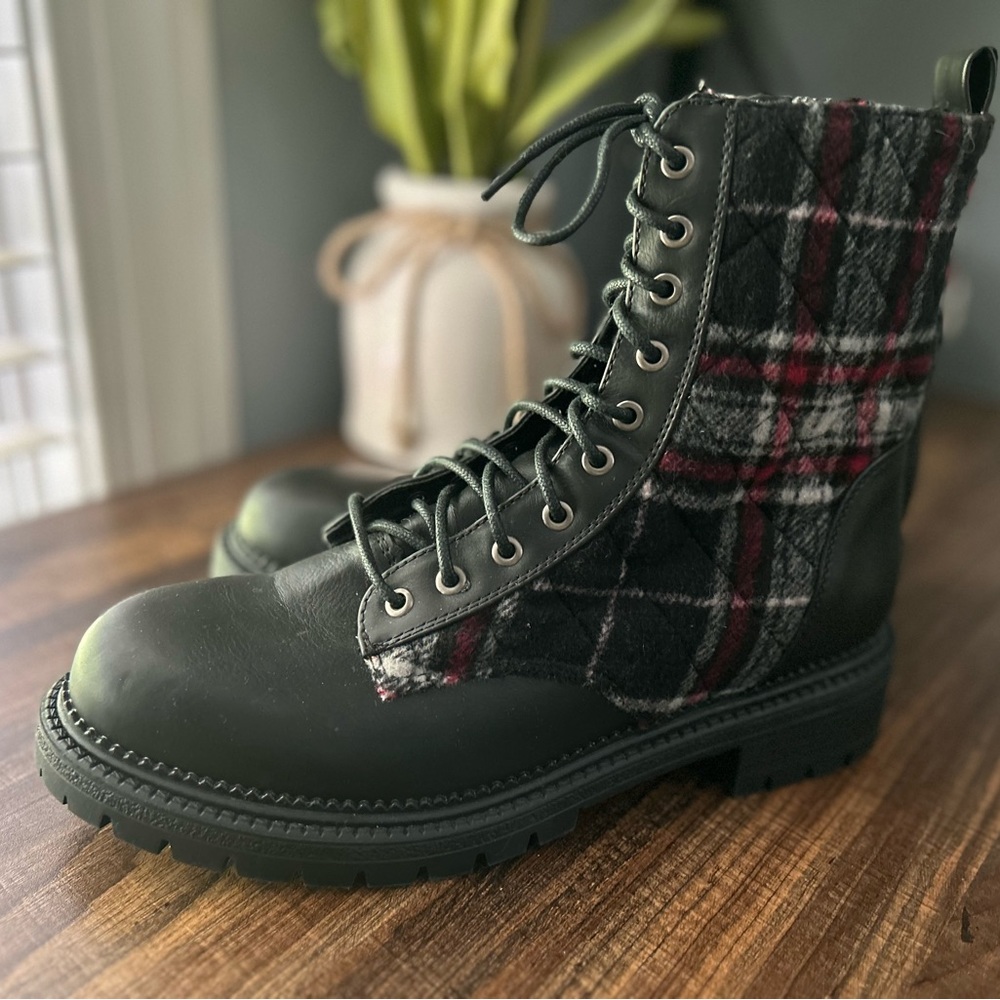 ROCK & CANDY Brown Plaid Lace Up Max Round Toe Platform Lace-Up Booties Size 8.5